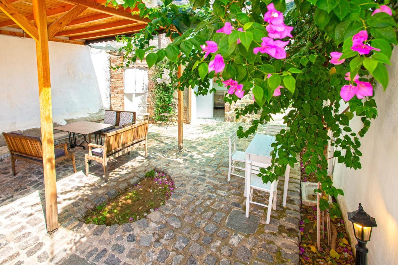 Iconic Stone Houses Esmirna Exterior foto